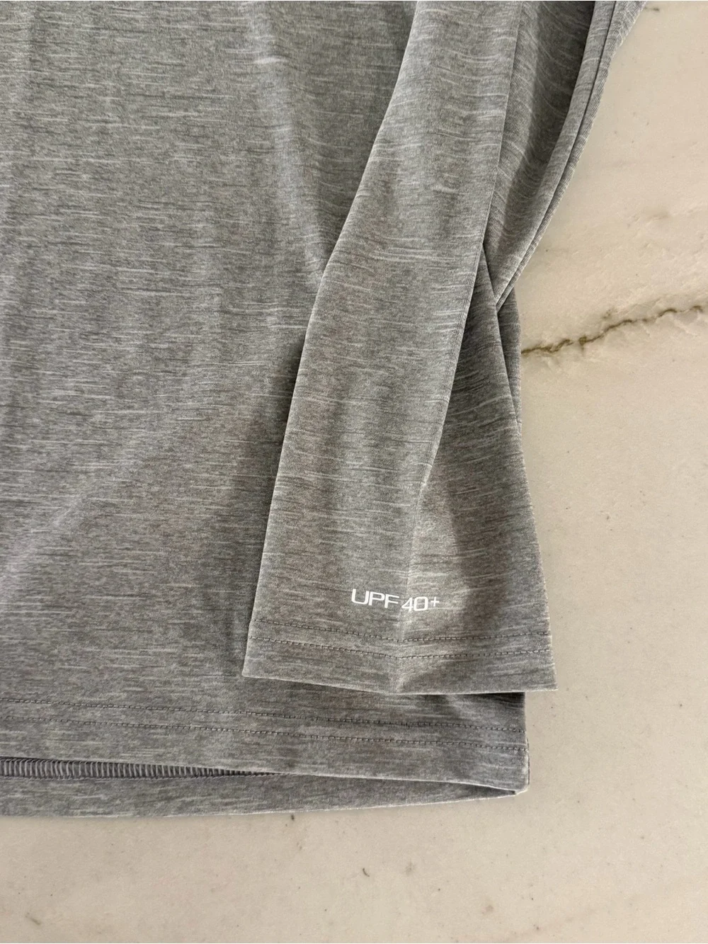 Nike Swim Hydroguard Hoodie Shirt Men's Medium Gray Heather Dri-Fit UPF 40+ Sun